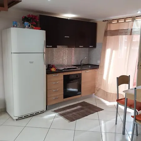 Billy House-3