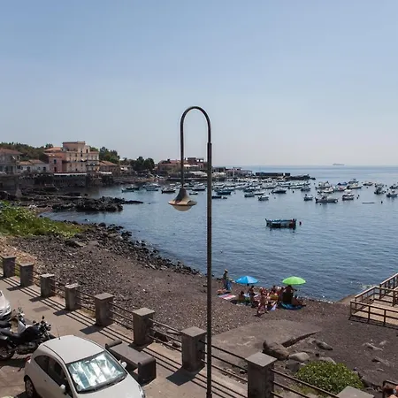 Un Tuffo Nella Baia Di Capomulini-3